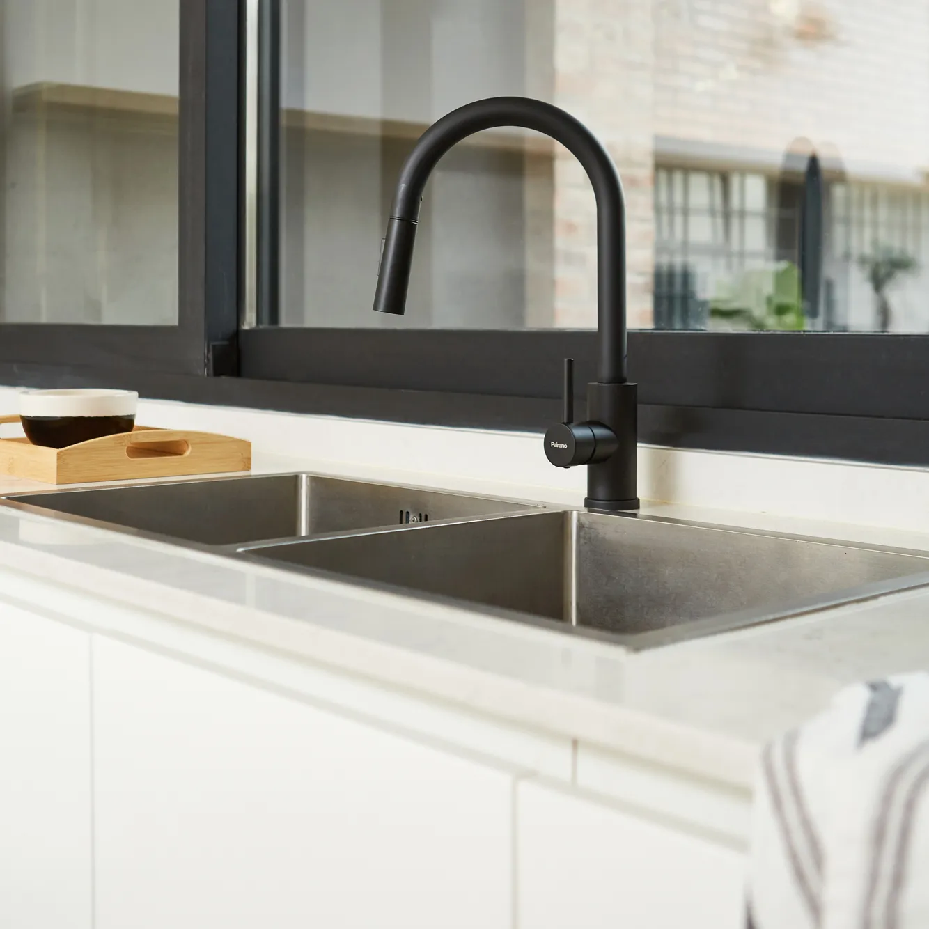 Peirano Valencia Cocina Mesada Monocomando Pico Extraíble Black
