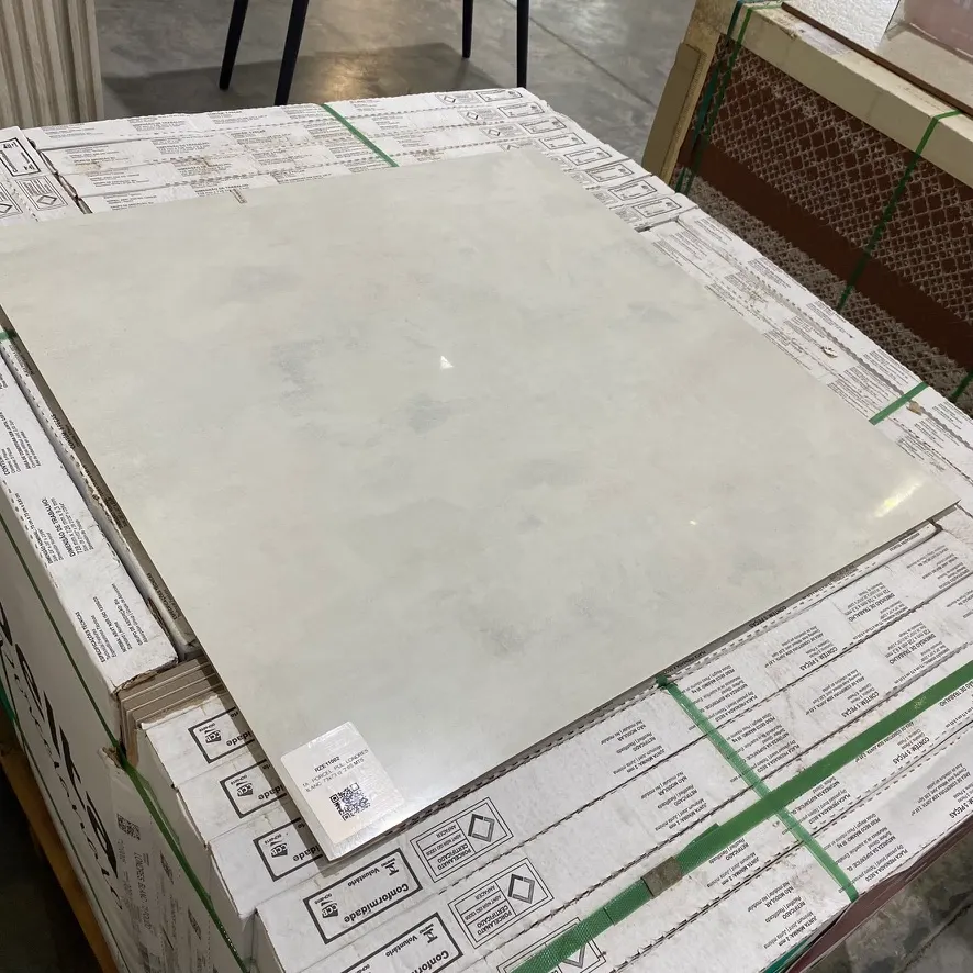 Porcellanato Delta Londres Blanc Pulido 73x73cm - caja 2.65m